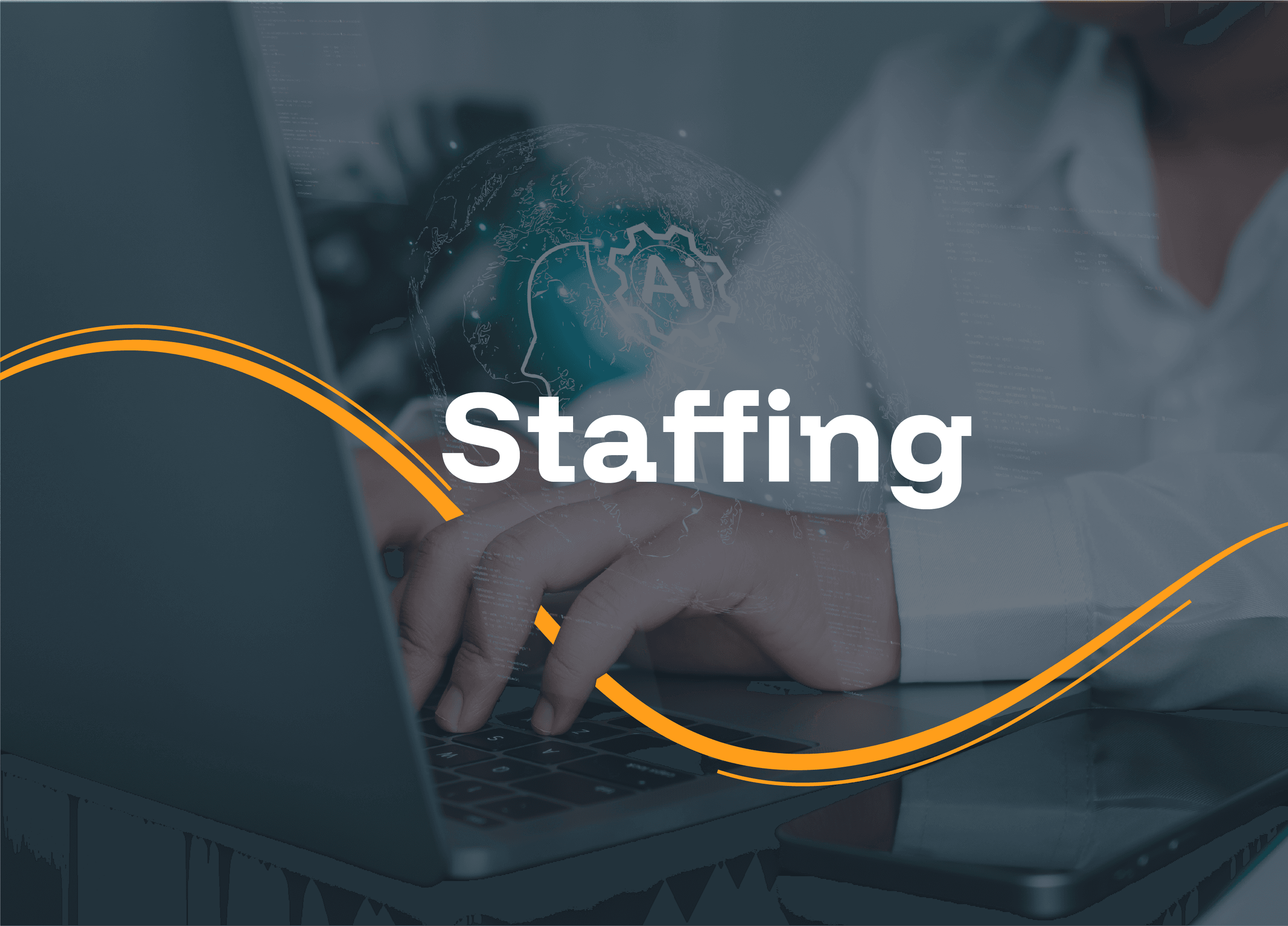 Equipo de TI trabajando juntos